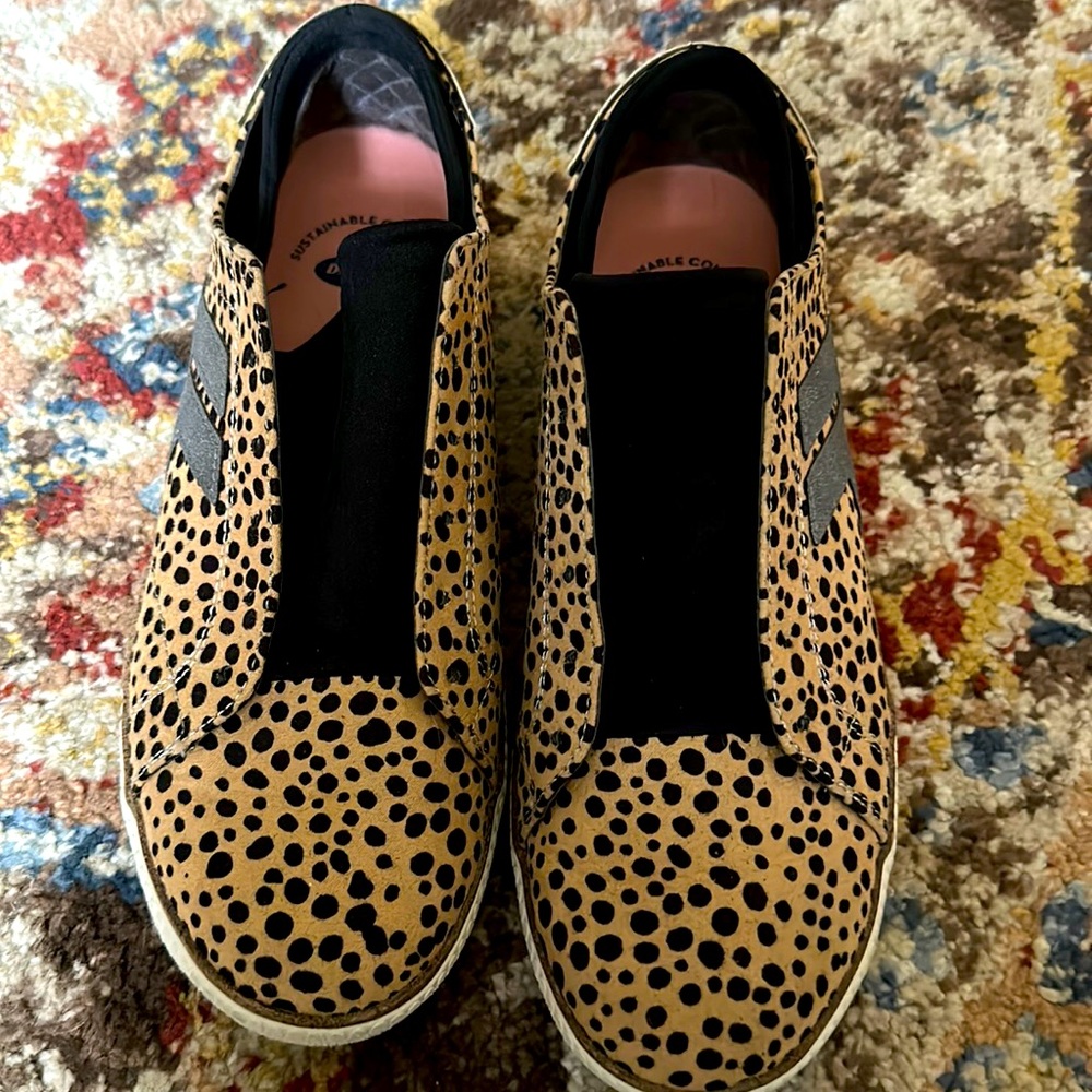 Dr Scholls comfort slip on tennis shoes Size 8